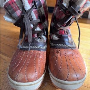 Sorel Red and Brown Plaid Women’s Boots